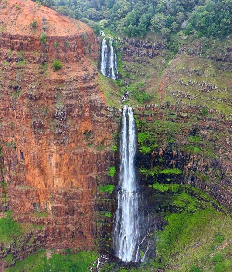 Waipo'o Falls from Helicopter